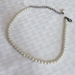 Elegant White Faux Pearl Necklace